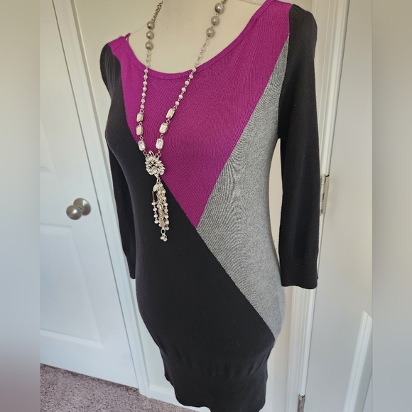 White House Black Market Sweater Dress Size Small - Picture 2 of 6